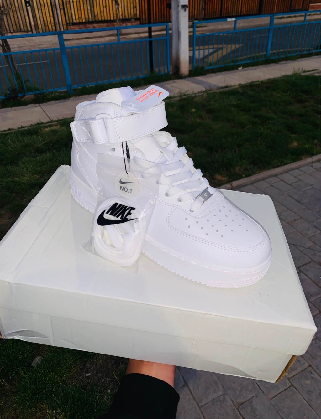 Air force one mid