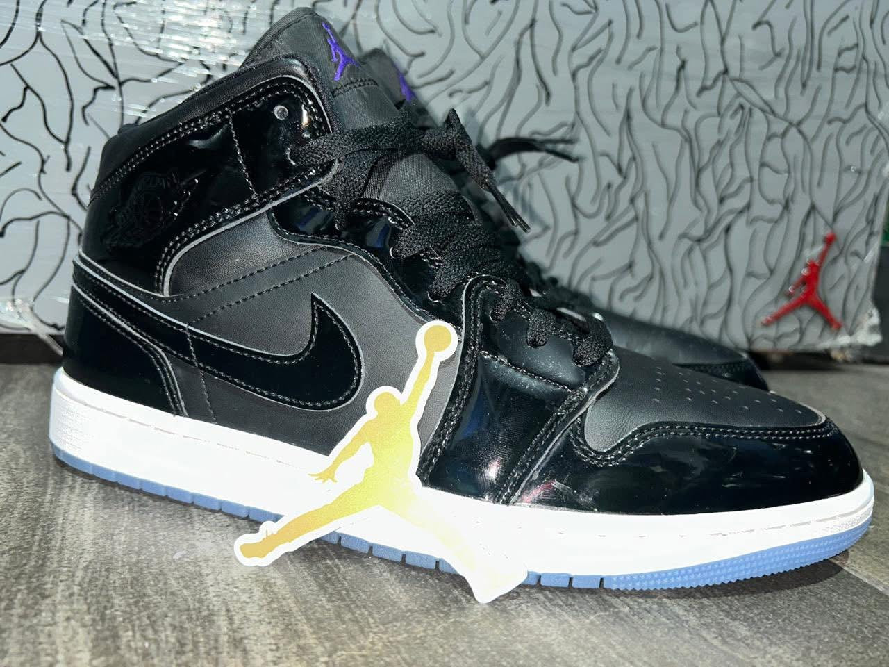 Retro 1 space jam