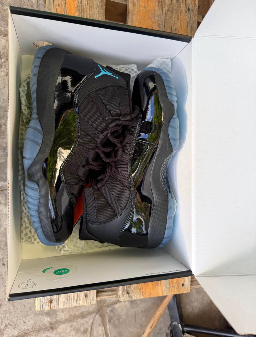 Retro 11 gamma blue