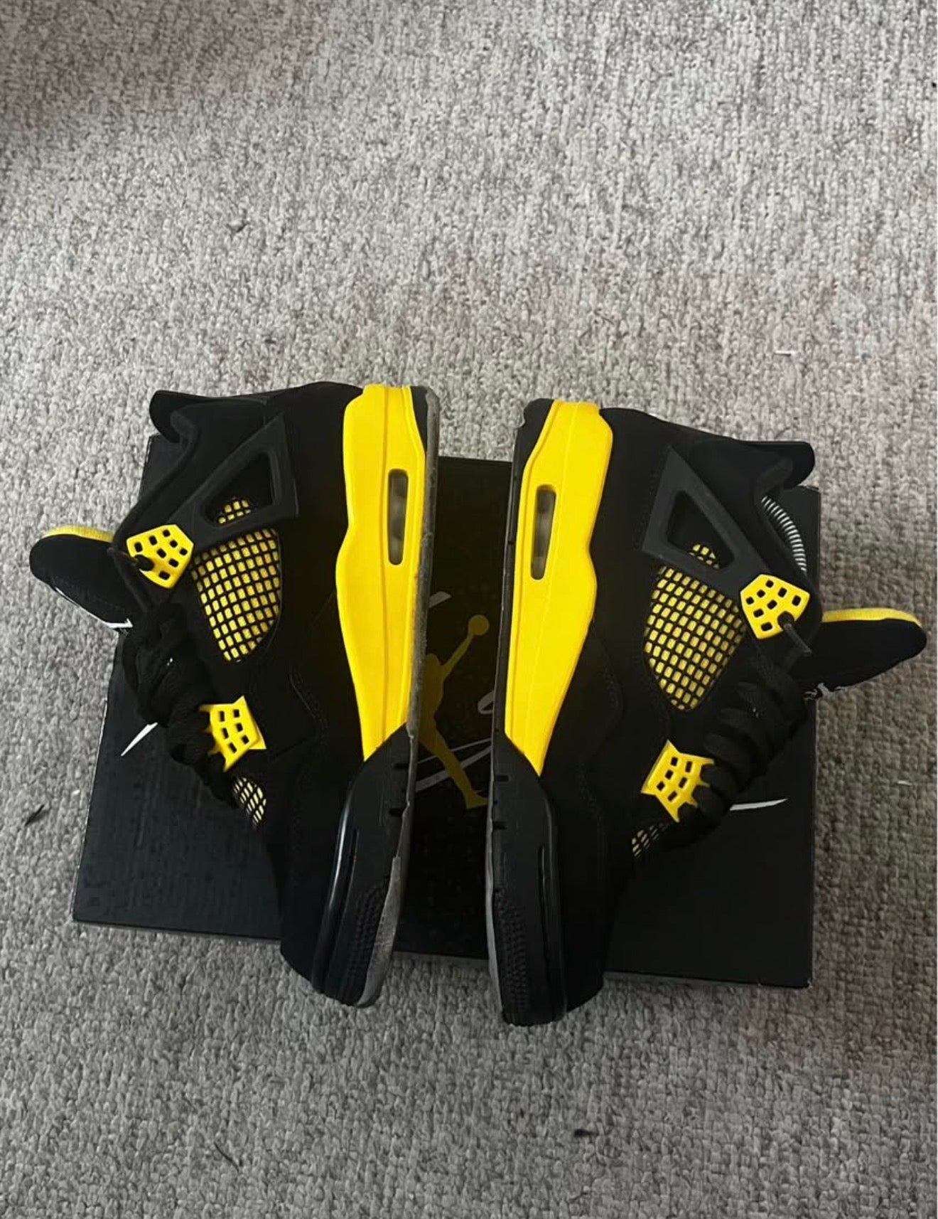 Retro 4 thunder yellow